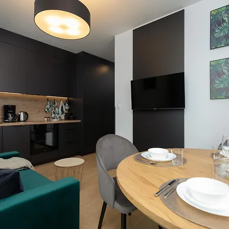 Baltic Marynarska By Renters *