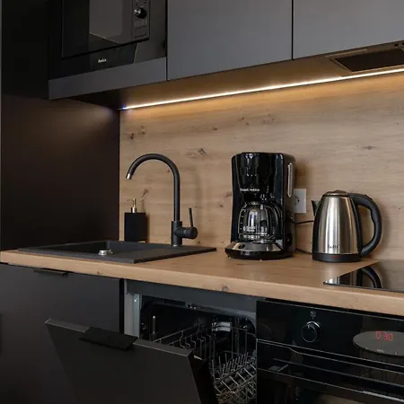 Baltic Marynarska By Renters *