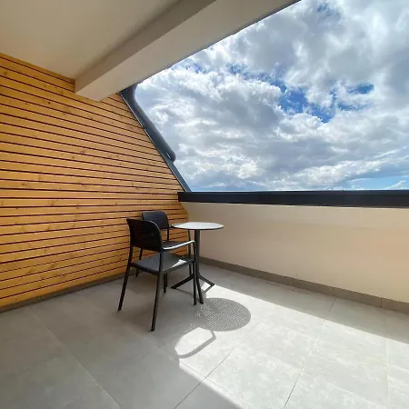 Baltic Marynarska By Renters *